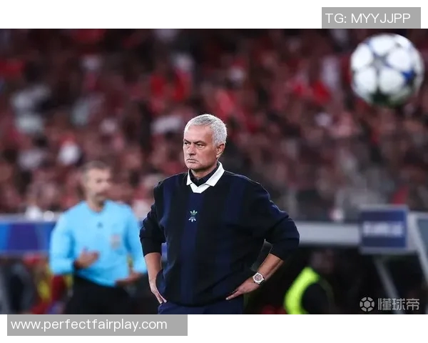 中超惊现冷门切尔西狂胜本菲卡红牌事件引发全场热议