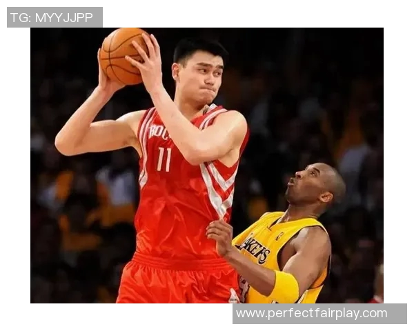 姚明手大引发的篮球技术讨论与运动员身体素质的深度分析