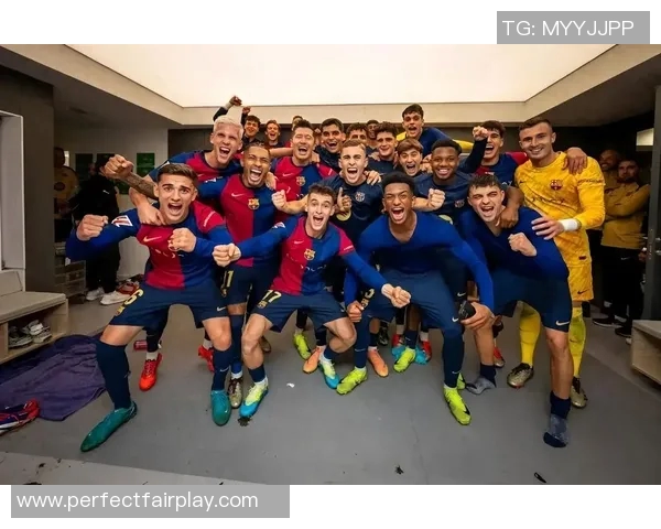 友谊赛精彩回顾AC米兰大胜巴萨红牌事件引发全场热议