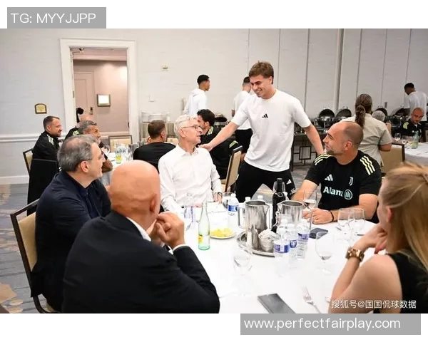 国王杯激战尤文图斯大胜曼城全场沸腾瞬间回顾与分析 国王杯激战尤文图斯大胜曼城全场沸腾瞬间回顾与分析