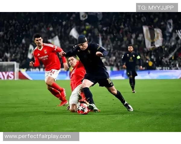 世界杯曼城与本菲卡激战成平局绝杀瞬间引发全场狂欢十大精彩进球回顾 世界杯曼城与本菲卡激战成平局绝杀瞬间引发全场狂欢十大精彩进球回顾