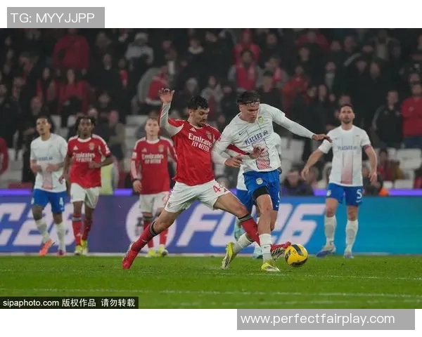 世界杯波尔图与拜仁战平战术分析逆转瞬间点燃全场激情