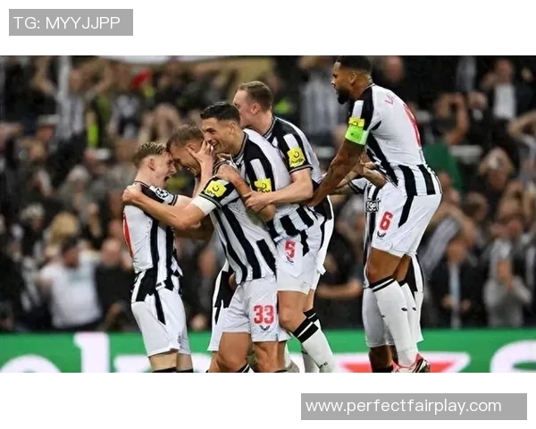 友谊赛精彩回顾：多特蒙德与里昂激战四三的巅峰对决分析